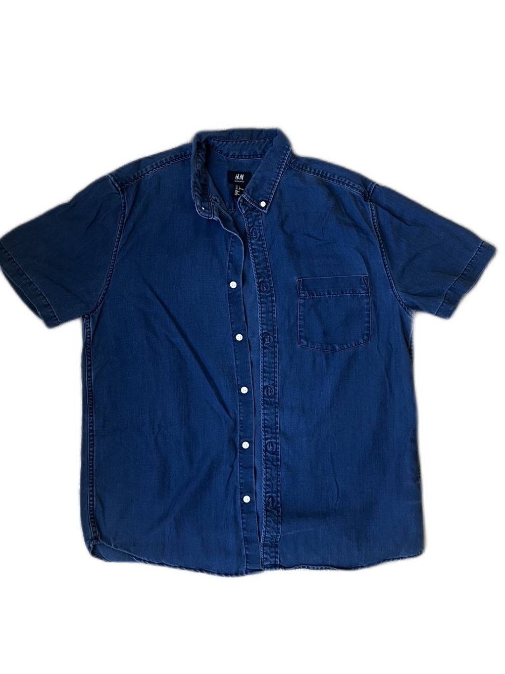H&M Short Sleeve Button-Down Shirt in Dark Blue Large
